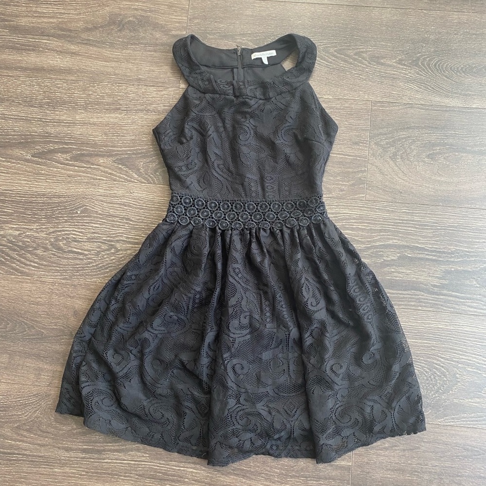 black dress size xs